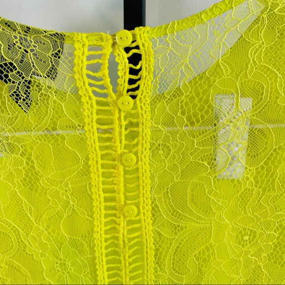 H&M Beautiful Neon Yellow Lace Dress Size 6 - Picture 7 of 8